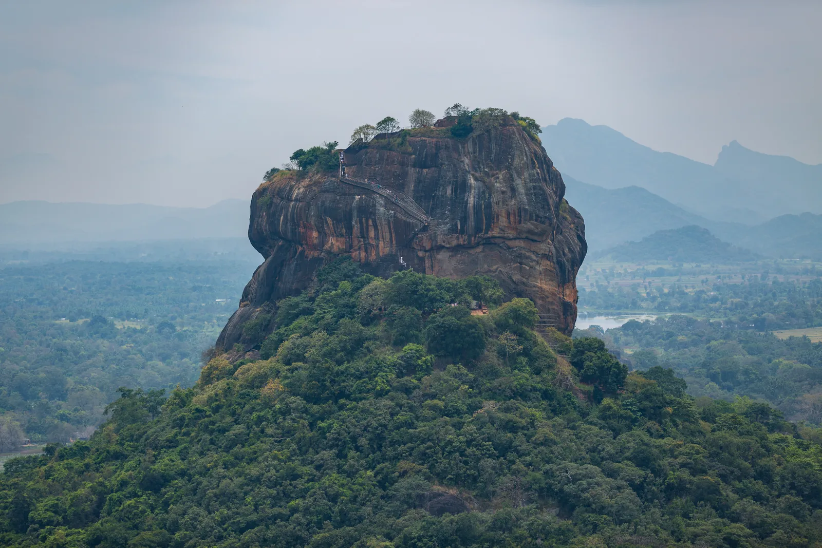 Von Colombo über Dambulla nach Sigiriya